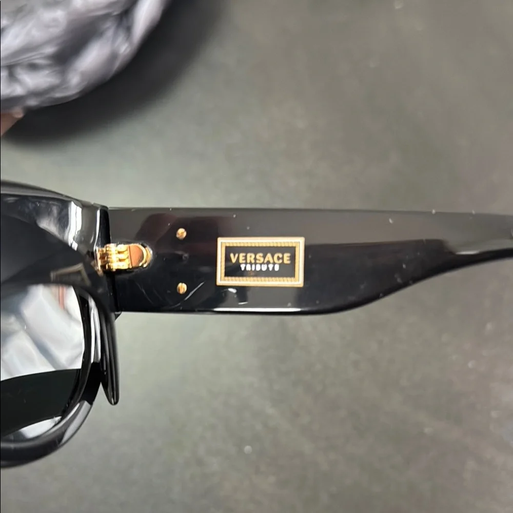 Versace Black Sunglasses with Gold Medusa Detail - Picture 4 of 5